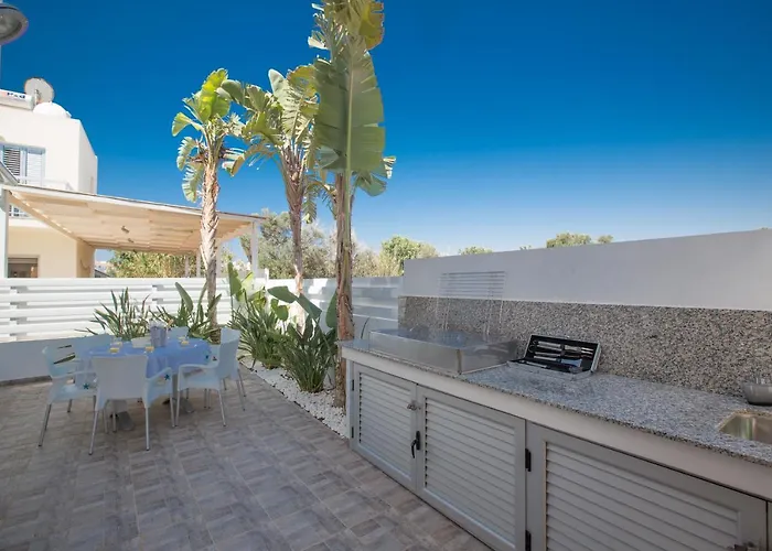 Kalamies Family Villa